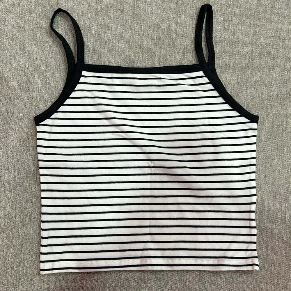 White and black striped tank top